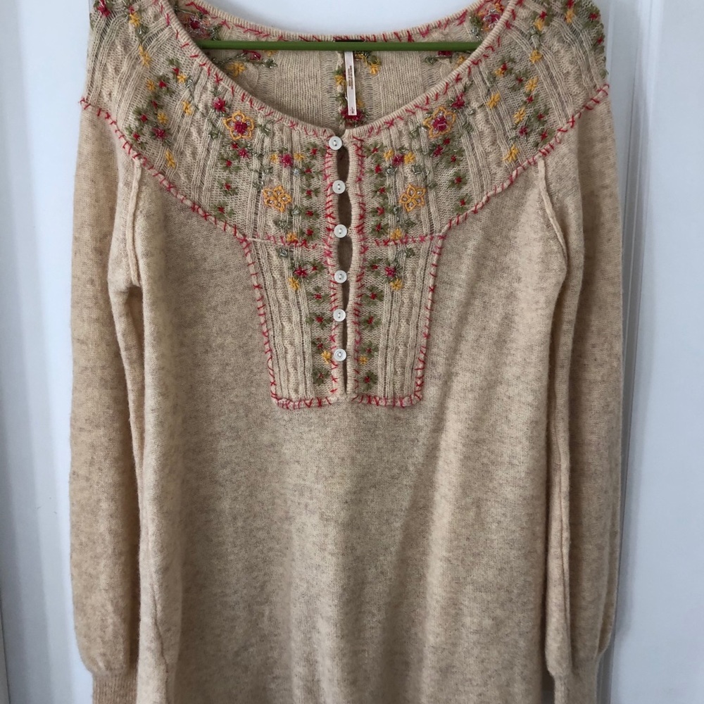 Free People sweater with hand-stitching 😍😍